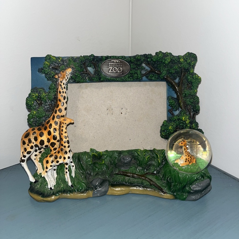 Reid Park Zoo Giraffe‎ Snowglobe Picture Frame 4X6